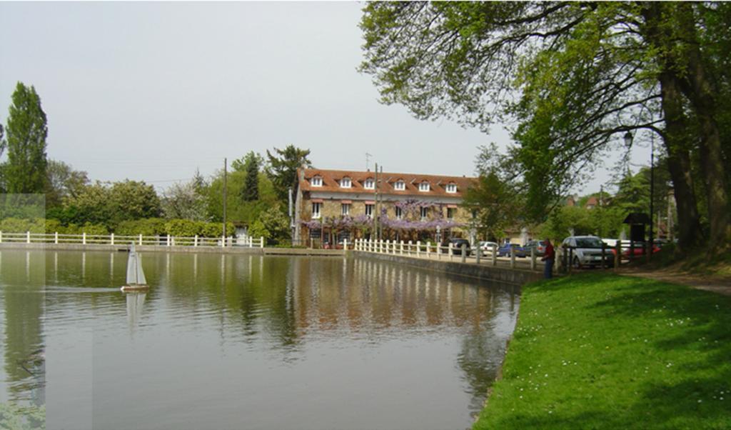 Au Bord Du Lac Ξενοδοχείο Saint-Rémy-lès-Chevreuse Εξωτερικό φωτογραφία
